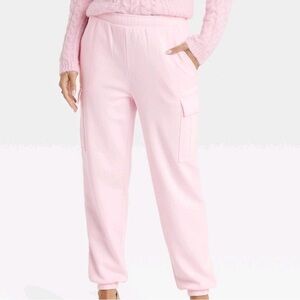 Universal Threads Light Pink Cargo Sweat Pants Size Medium Valentines Day Kawaii